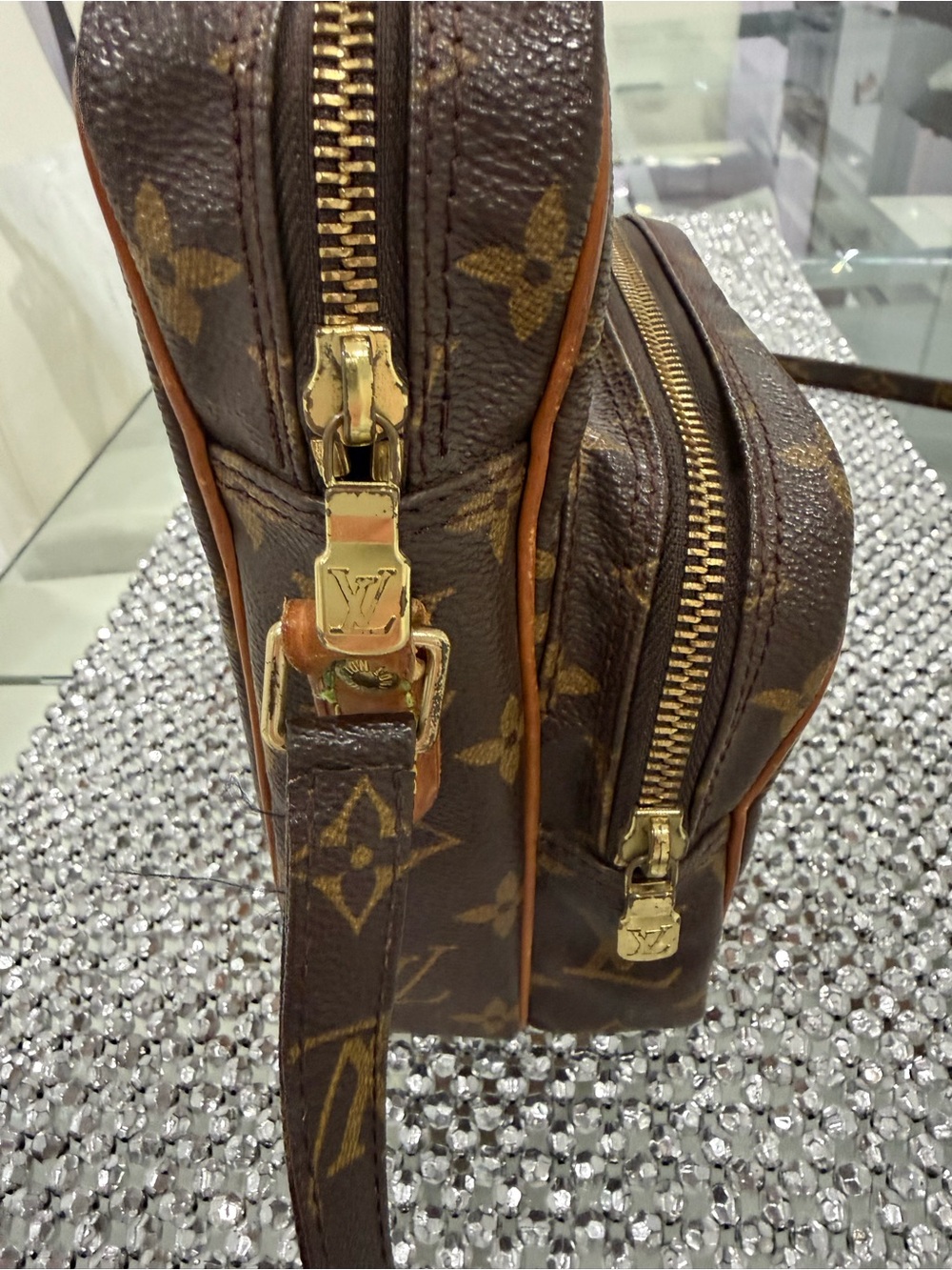 Louis Vuitton Monogram Canvas Double Pocket Messenger Bag in Brown and Tan - Picture 5 of 8